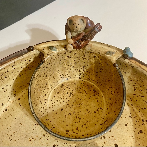 Hand Made Studio Pottery Artist Signed Chip & Dip Platter Bear Playing Guitar - Picture 9 of 14